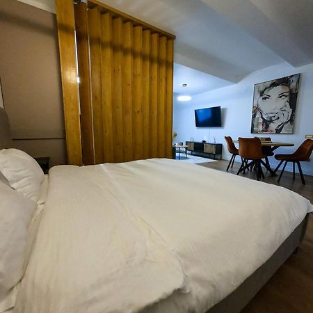 Apartament 1 Ultra Central Κλουζ-Ναπόκα Εξωτερικό φωτογραφία